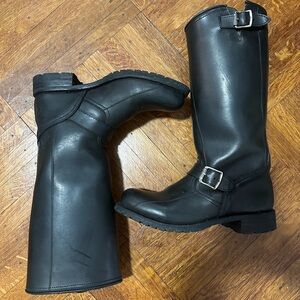 FRYE Women's Rubber Engineer Shearling-Lined Boot Size 8.5 M 3476663